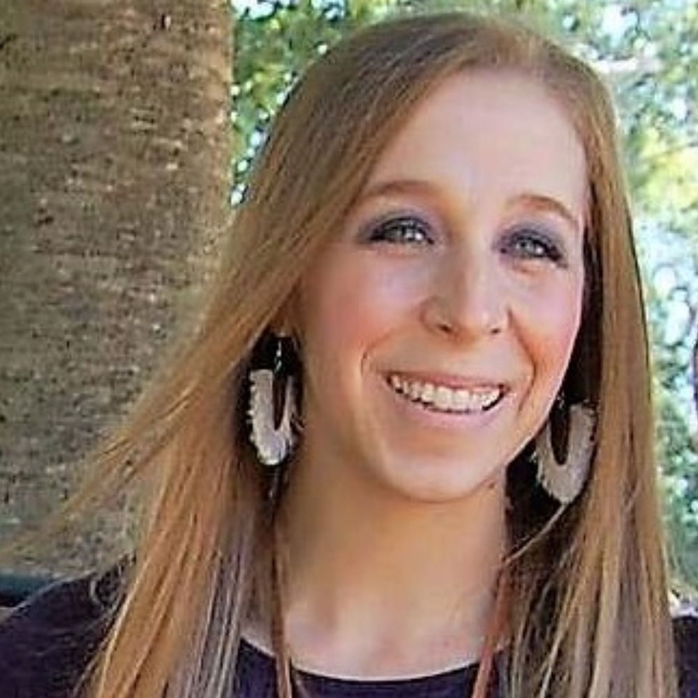 Meet your Posher, Rebekah